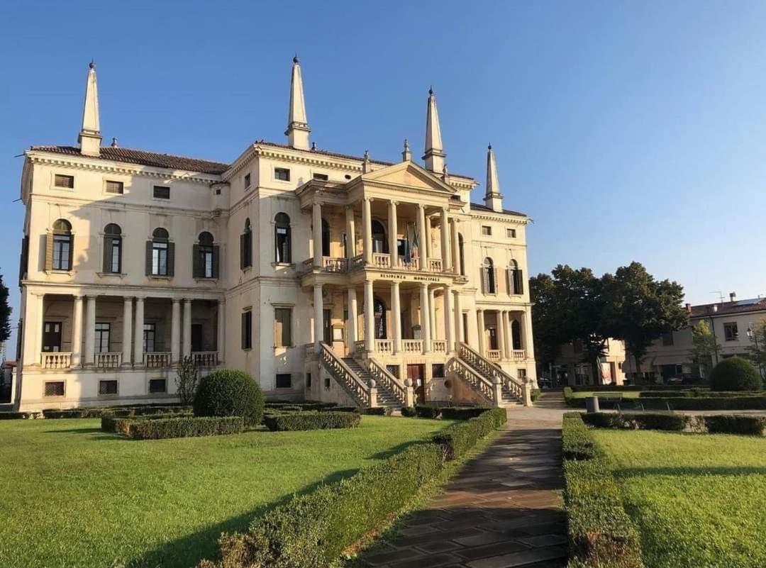 Liberty Dream, Fascino A Vicenza Villa ภายนอก รูปภาพ