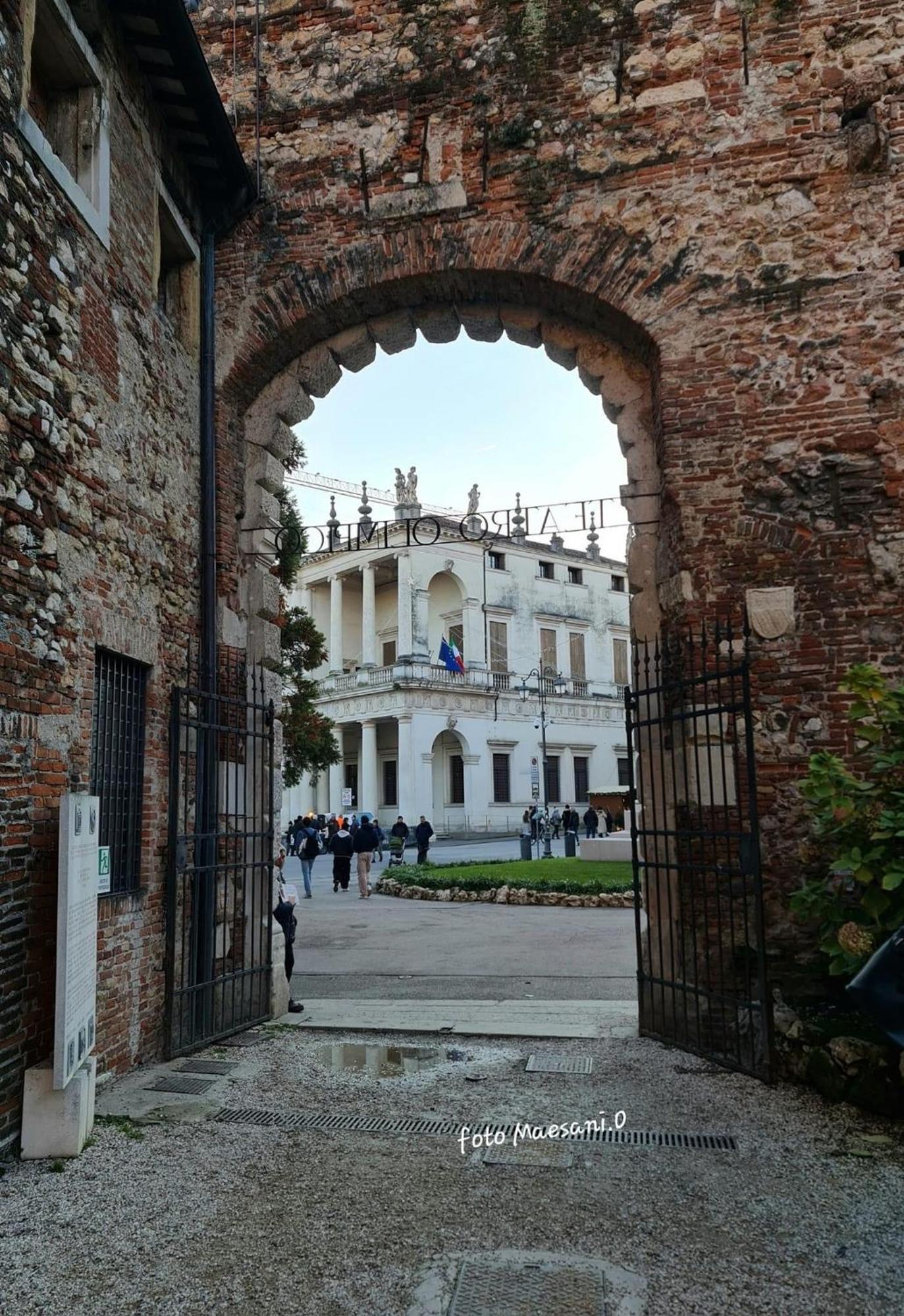 Liberty Dream, Fascino A Vicenza Villa ภายนอก รูปภาพ