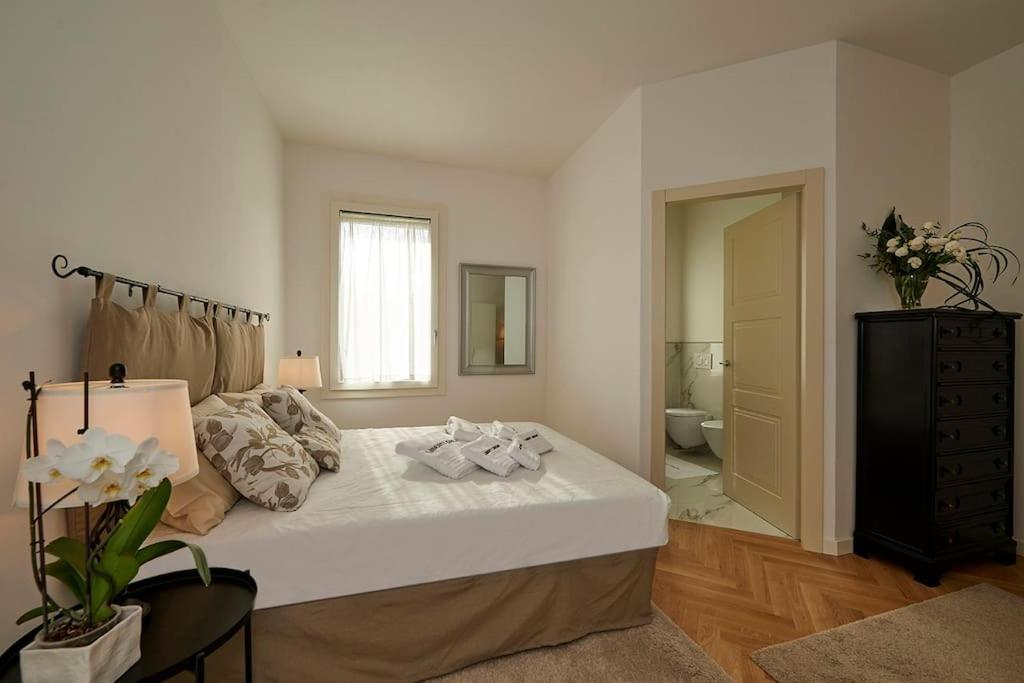 Liberty Dream, Fascino A Vicenza Villa ภายนอก รูปภาพ