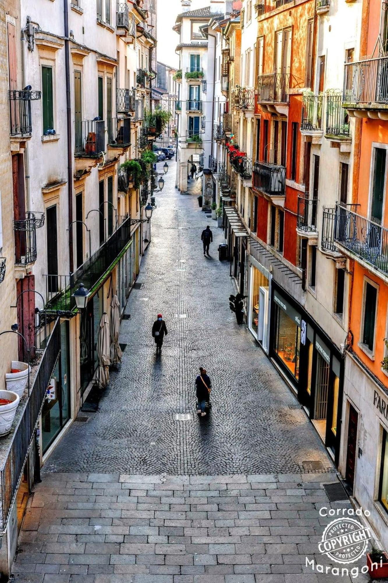 Liberty Dream, Fascino A Vicenza Villa ภายนอก รูปภาพ